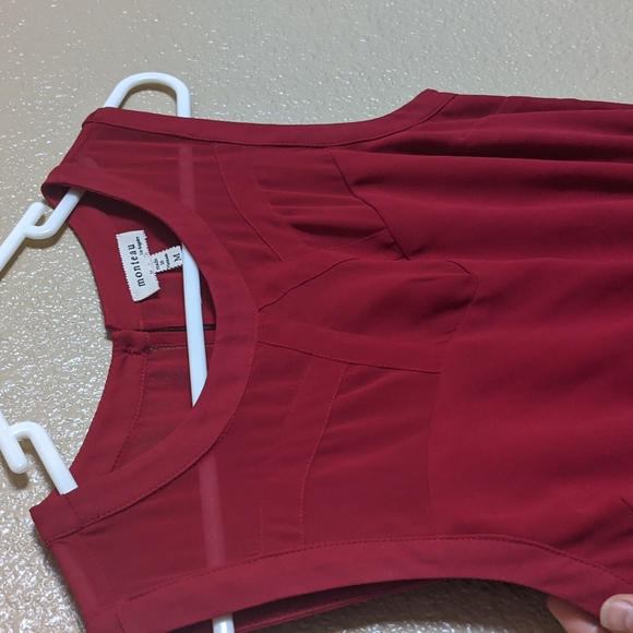 Red Monteau Short Sleeve Dress Medium - Picture 2 of 6